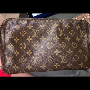 Vintage Louis Vuitton Trousse 28
